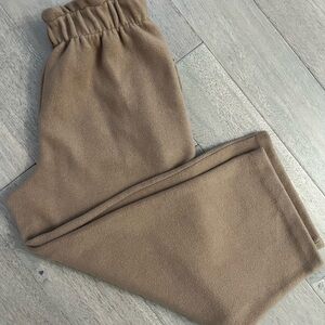 Aritzia The Group by Babaton Powell Pant in Gold Camel Size Small